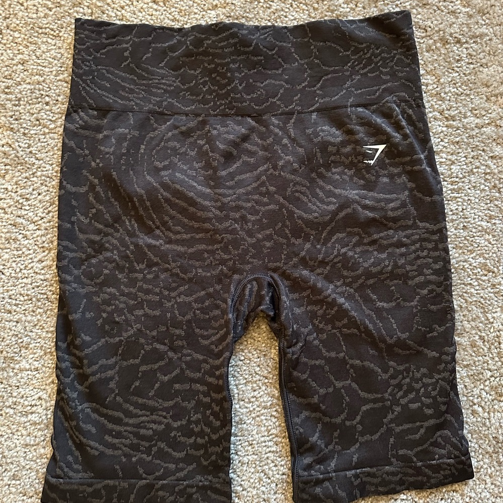 Gymshark Black Textured Biker Shorts - Medium